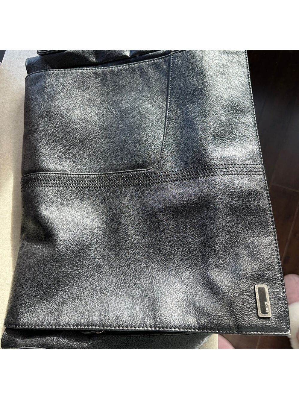 Mexx Black Leather Messenger Bag - Picture 7 of 13